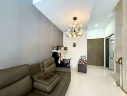West Coast Drive (D5), Terrace #623092641
